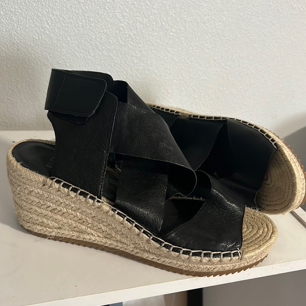 Eileen fisher wedge cross platform size 9.5 in black